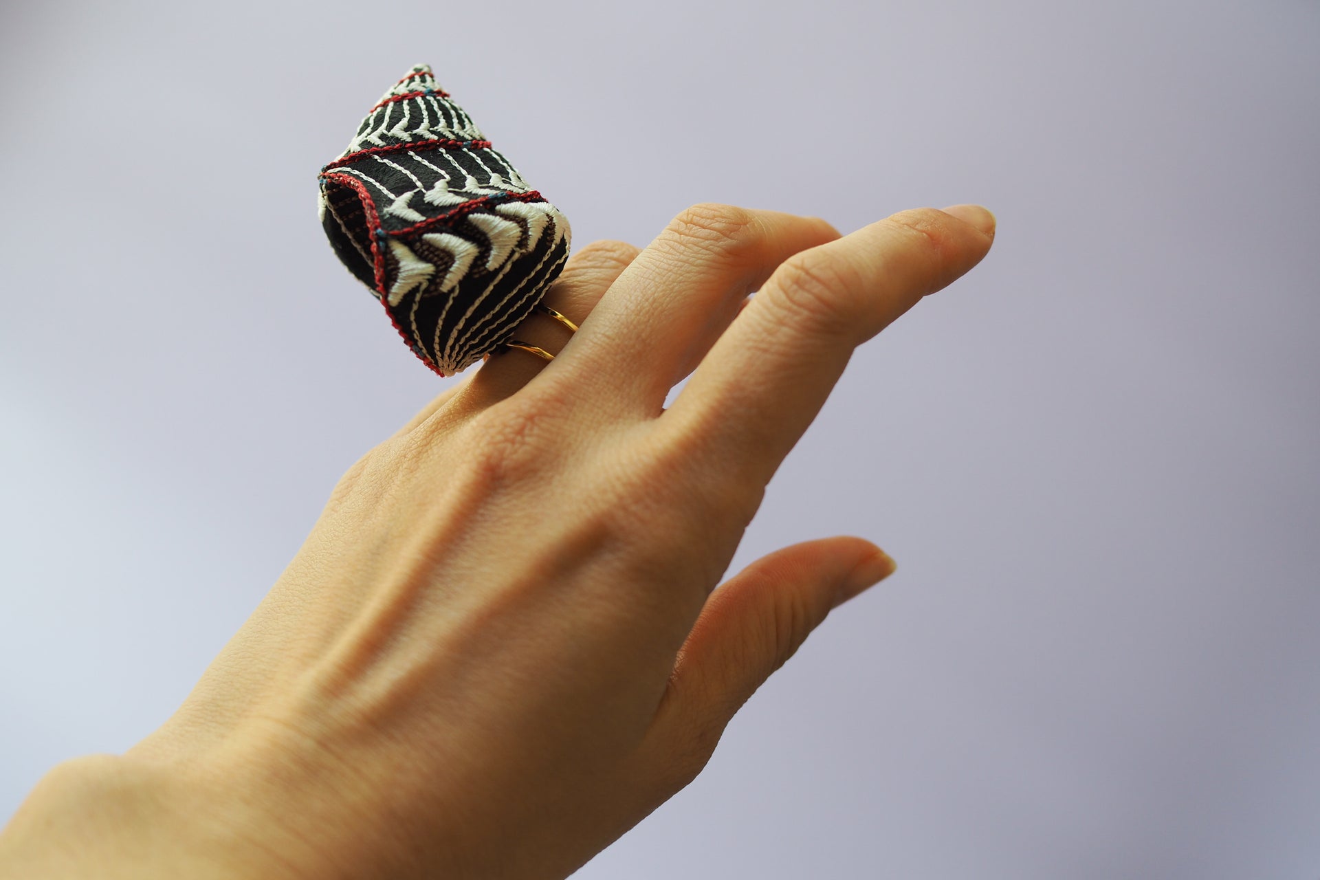 ARRO / CONCH / RING / IVORY