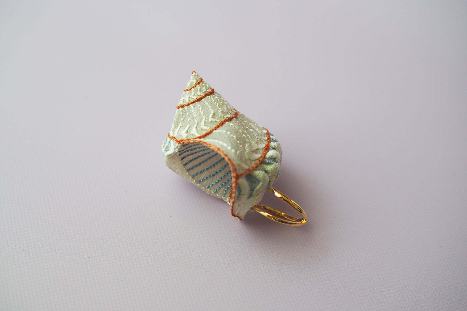ARRO / CONCH / RING / IVORY